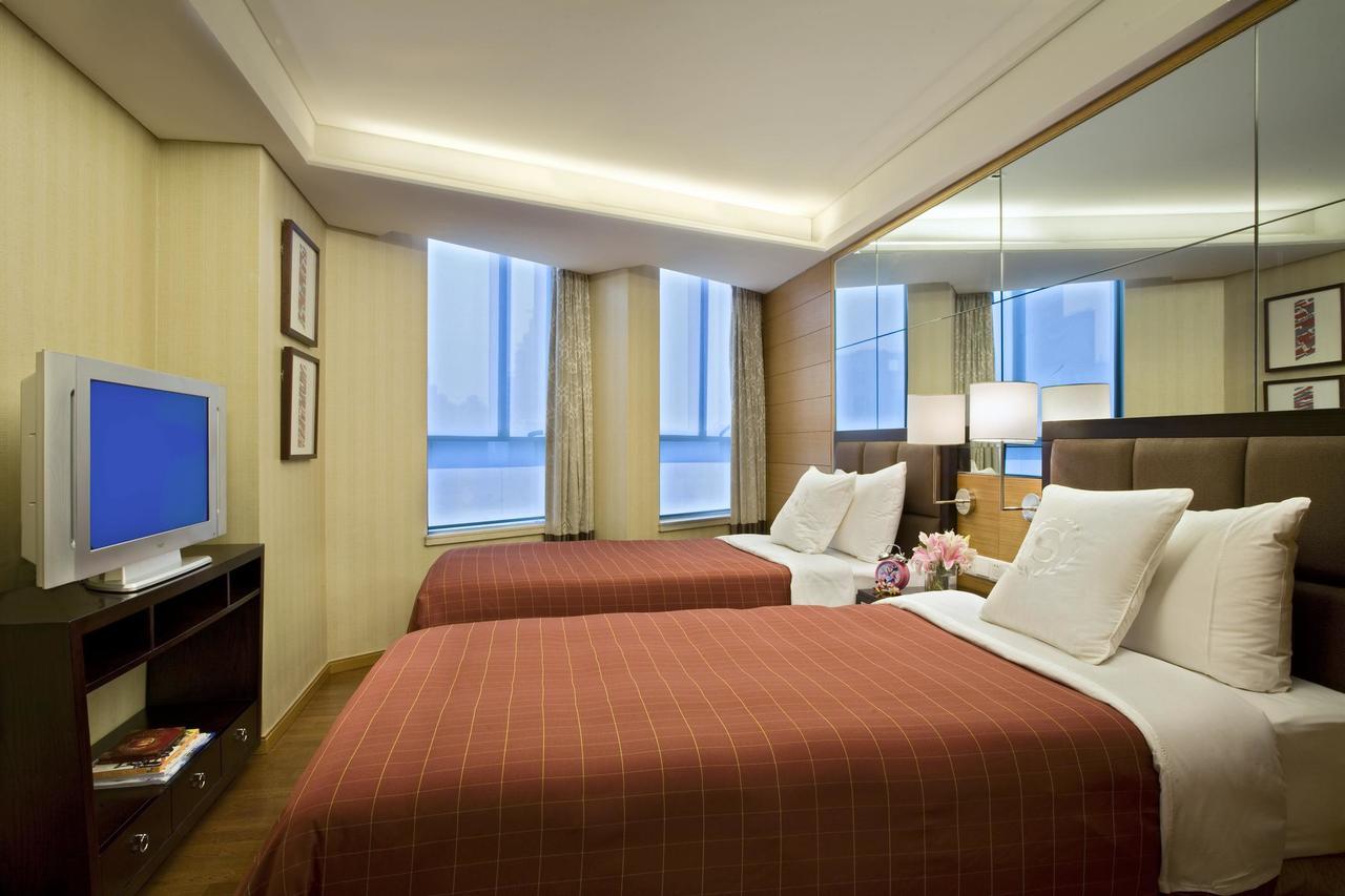 Sheraton Grand Shanghai Pudong Hotel & Residences Экстерьер фото
